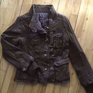 EUC Danier distressed leather bomber jacket